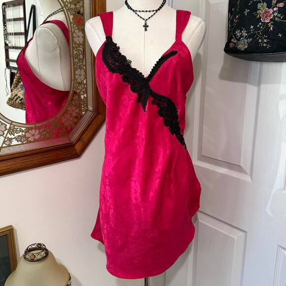 VTG 80s Victoria's Secret Bright Pink/Red Floral Black Beaded Lace Lingerie Slip - Picture 1 of 8